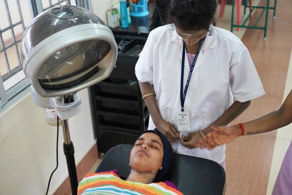 cosmetology facial 2